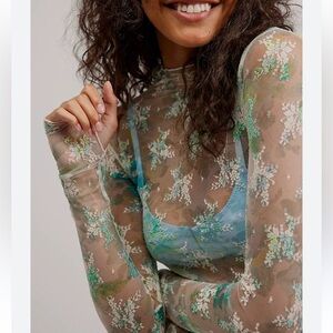 NEW FREE PEOPLE lady lux printed layering top in tea combo